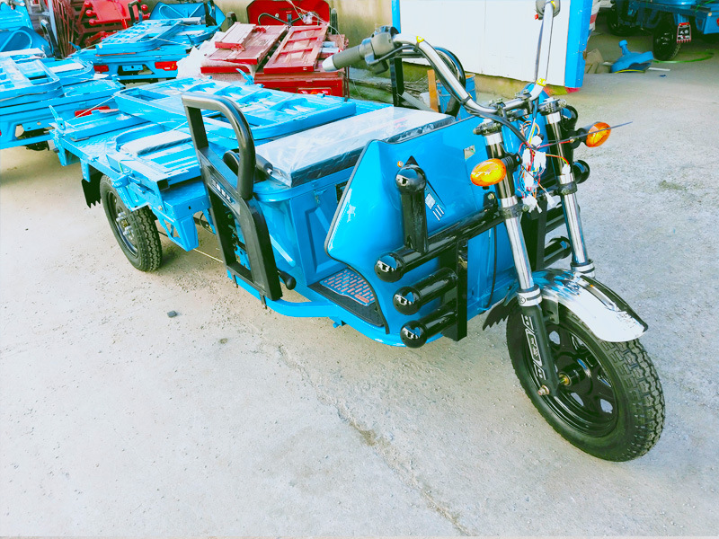 丰县电动三轮车生产厂家批发定制加工载货拉货农用车变档加力爬坡