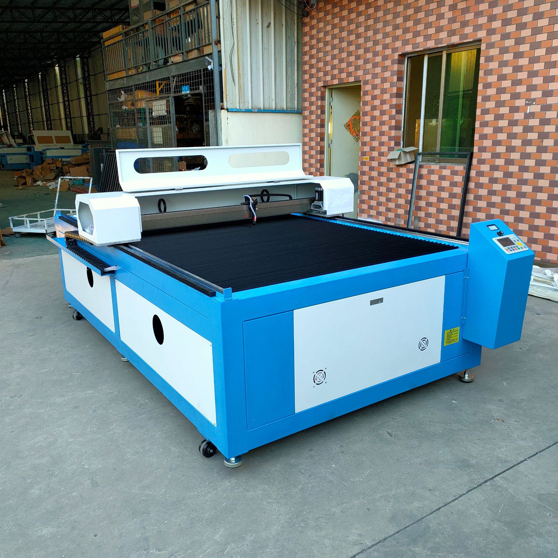 厚木板激光切割机