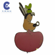 锌合金徽章卡通人物水果造型胸章苹果草莓徽章来图来样厂家定制