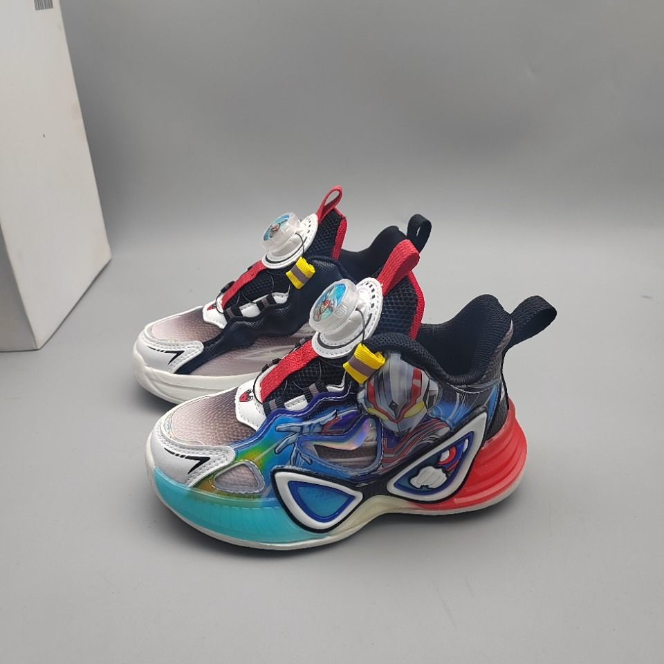 奥特曼亮灯儿童运动鞋2024年款鞋新款鞋子皮面男童旋转防水鞋