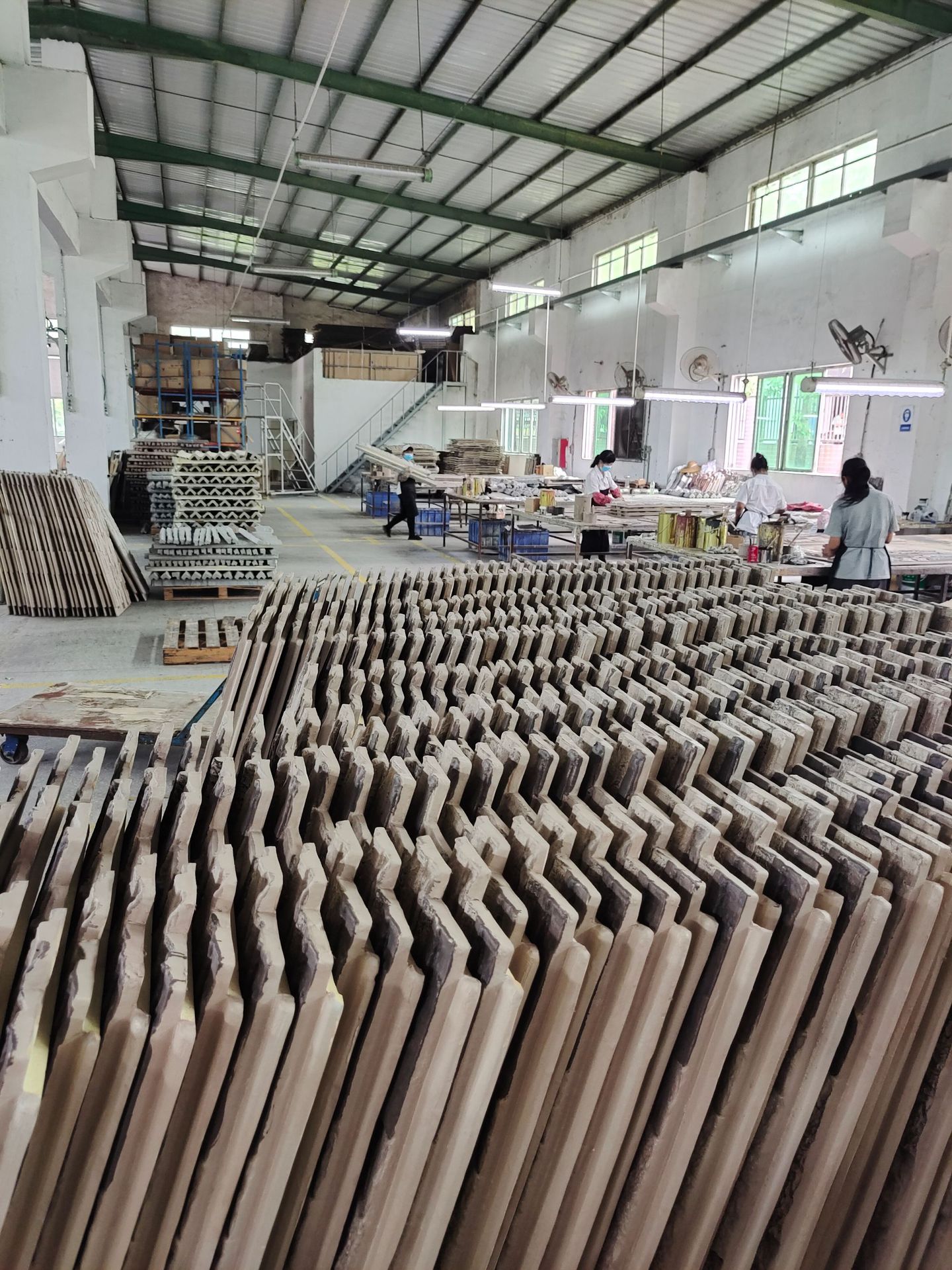 仁龙轻质文化石厂家批发背景墙阻燃文化砖仿真人造pu石皮蘑菇石