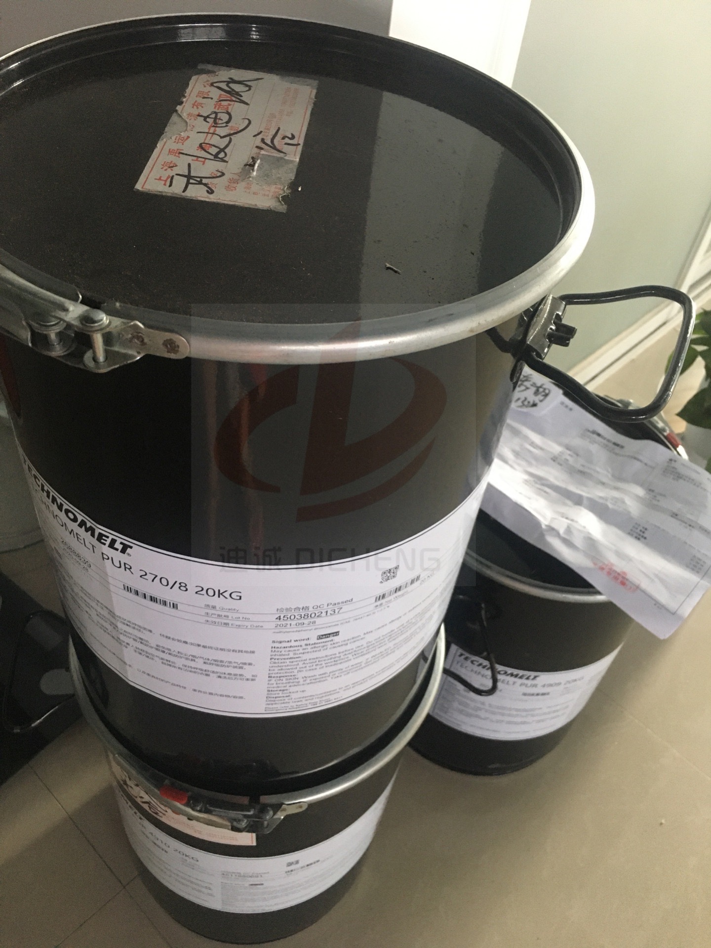 正品德国汉高聚氨酯封边热熔胶technomelt pur 270/8 高粘力批发