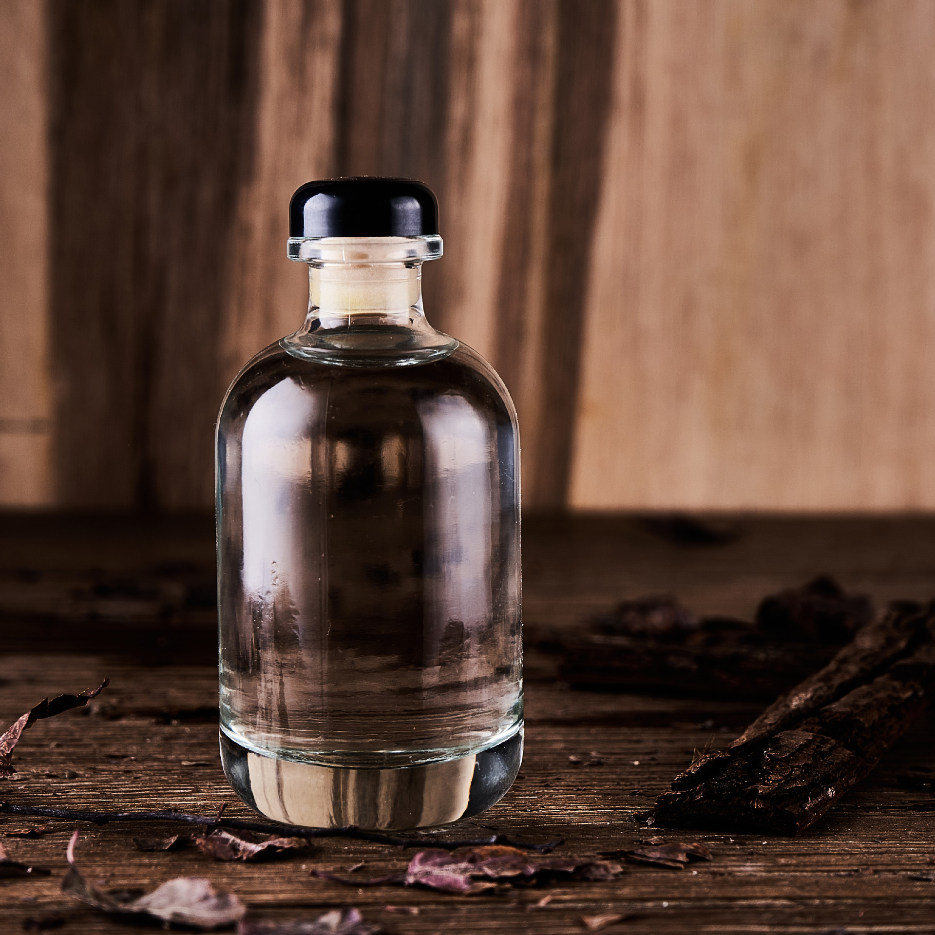 110ml小容量圆形果酒汽泡饮料瓶威士忌酒瓶伏特加透明玻璃小酒瓶