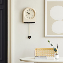 Mandelda免打孔法式奶油风挂钟客厅现代钟表简约大气装饰时钟挂墙