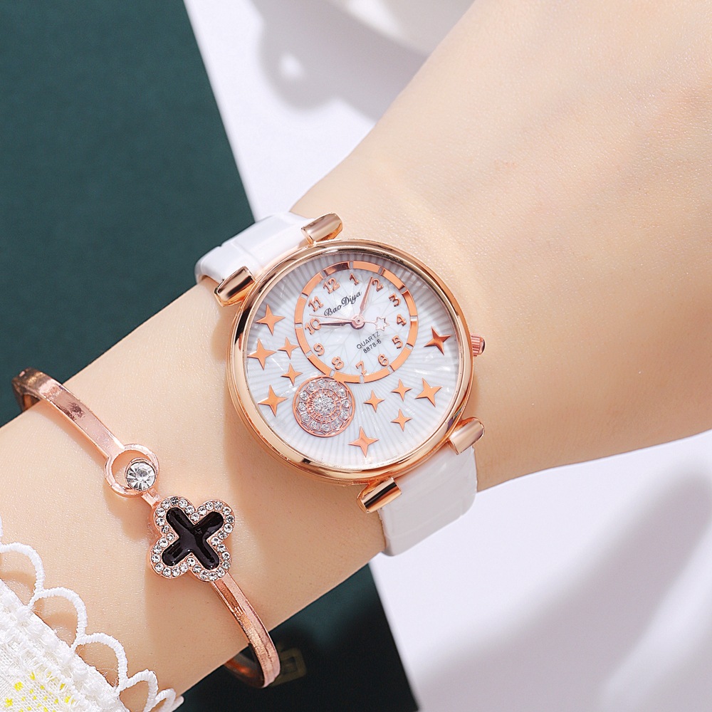 Pinduoduo Versatile New Creative Fashion Starry Sky Xiaoyue Kong Quartz Watch Simple Belt Women's Watch