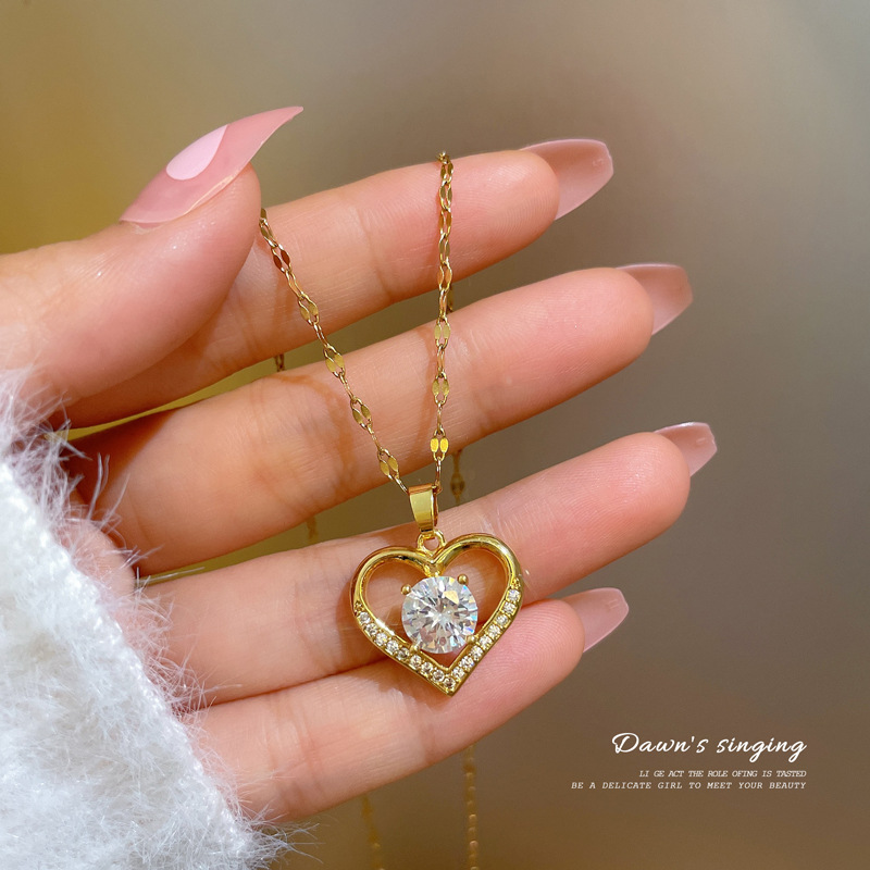 [Titanium Steel] Personalized Temperament Fashion Simple Birthday Gift Ins Love Clavicle Micro-Inlaid Necklace Korean Necklace