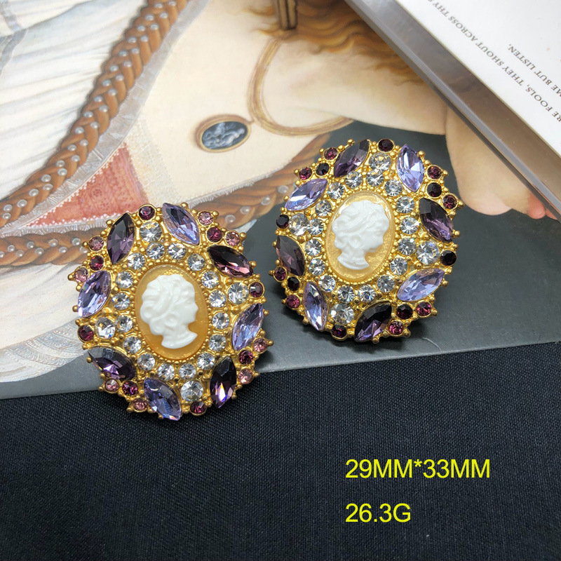 Mid-Ancient Vintage Ornament Cross-Border Avatar Embossed Brooch Earrings with Diamonds Rhinestone Purple Porous Design