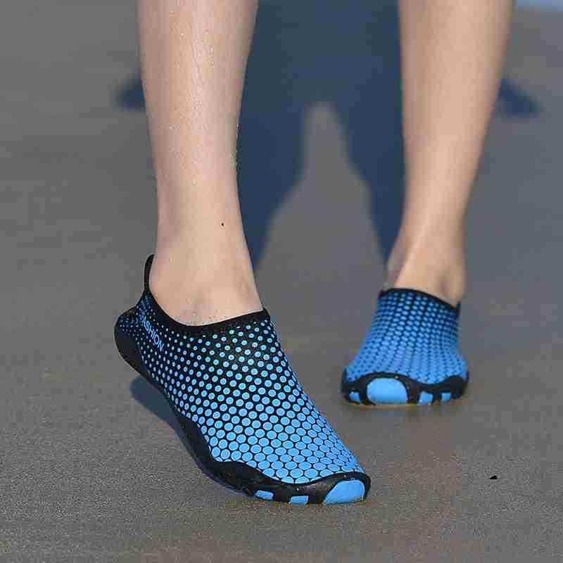 情侣沙滩袜鞋潜水浮潜涉水溯溪游泳鞋软鞋男女防滑防割赤足贴肤鞋