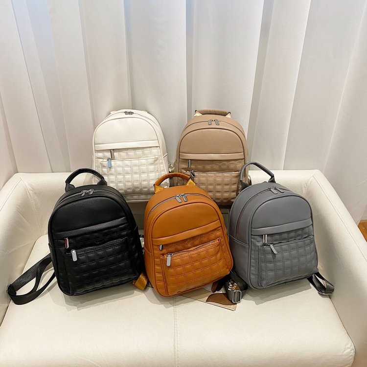 Commuter Classic Style Backpack Female College Student Simple Backpack Fashion Casual Bag Travel Bag