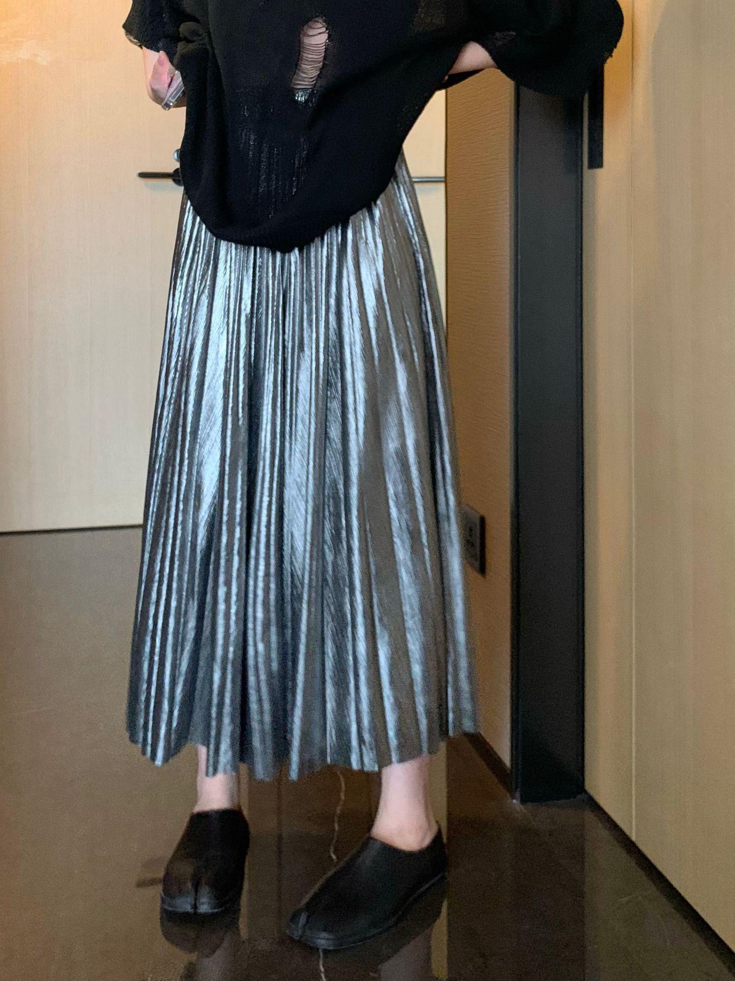 港味银色百褶半身裙宽松显瘦a字裙女夏季新款韩版ins梨形身材裙子