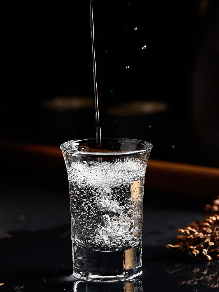 茅台镇酱香型高度白酒批发整箱53度高粱大曲原浆老酒送礼酒礼盒装