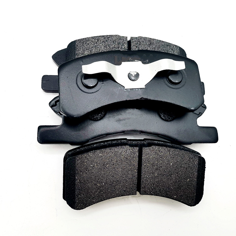 厂家现货供应d6100 刹车片 少金属材质 汽车刹车片 盘式片 摩擦片