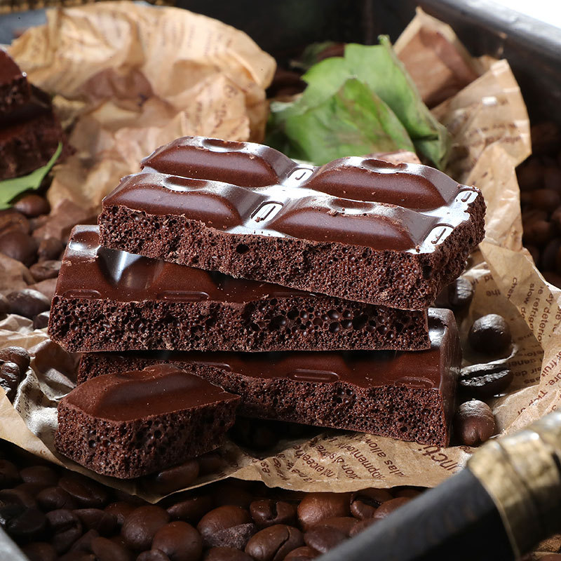 胜利气泡黑巧克力纯可可脂原装俄罗斯黑巧蜂窝充气牛奶丝滑