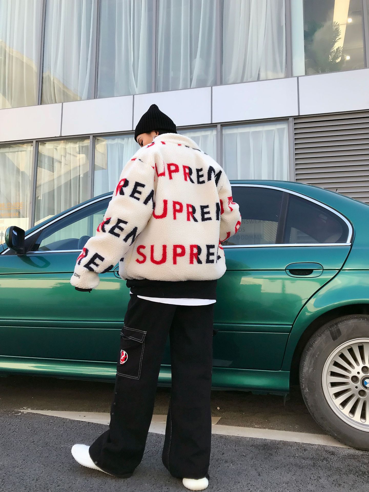 supreme 18fw reversible logo弹幕摇粒绒双面穿夹克男女外套卫衣