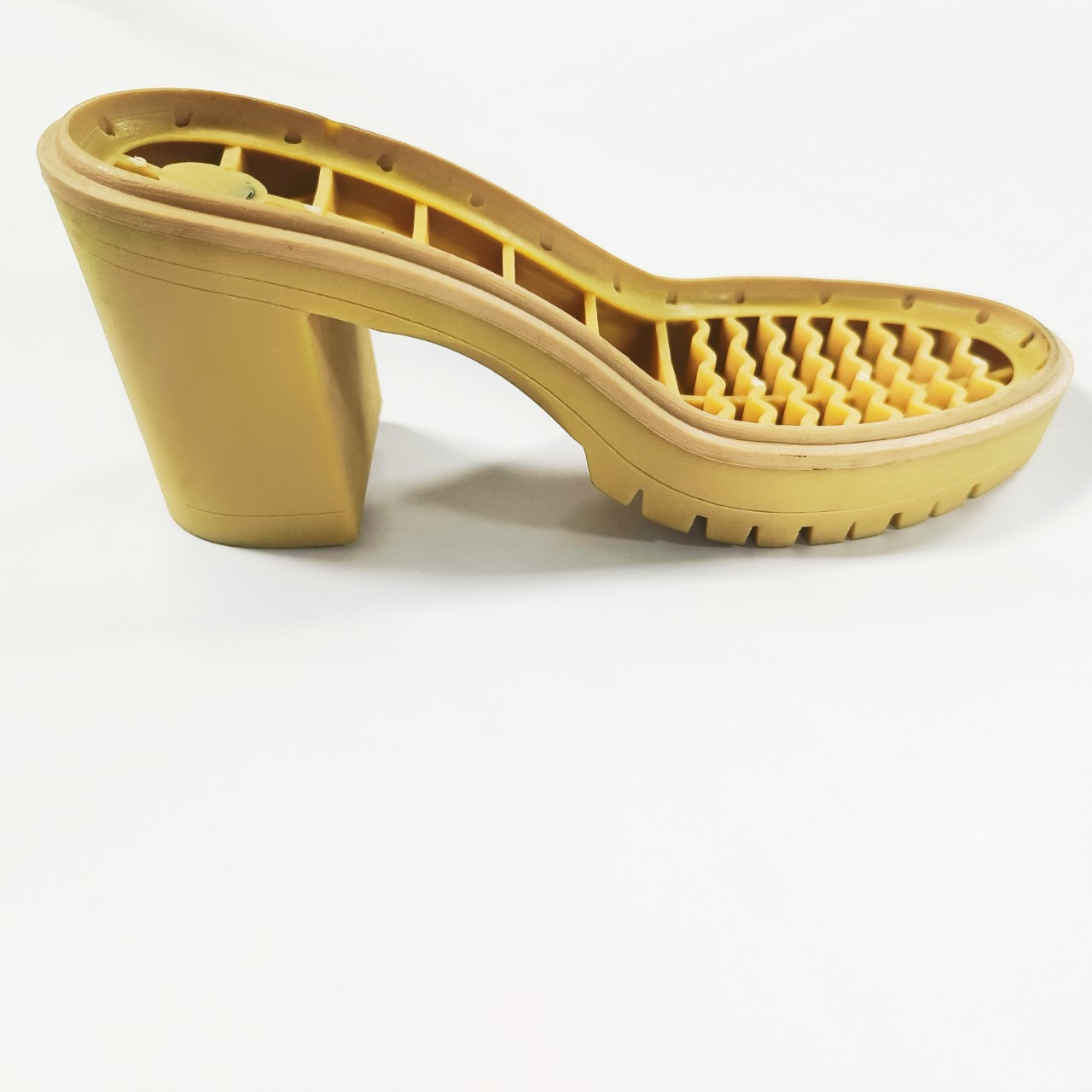 外贸厂家短靴马丁靴成型鞋底 防滑加厚橡胶大底休闲皮鞋耐磨鞋底