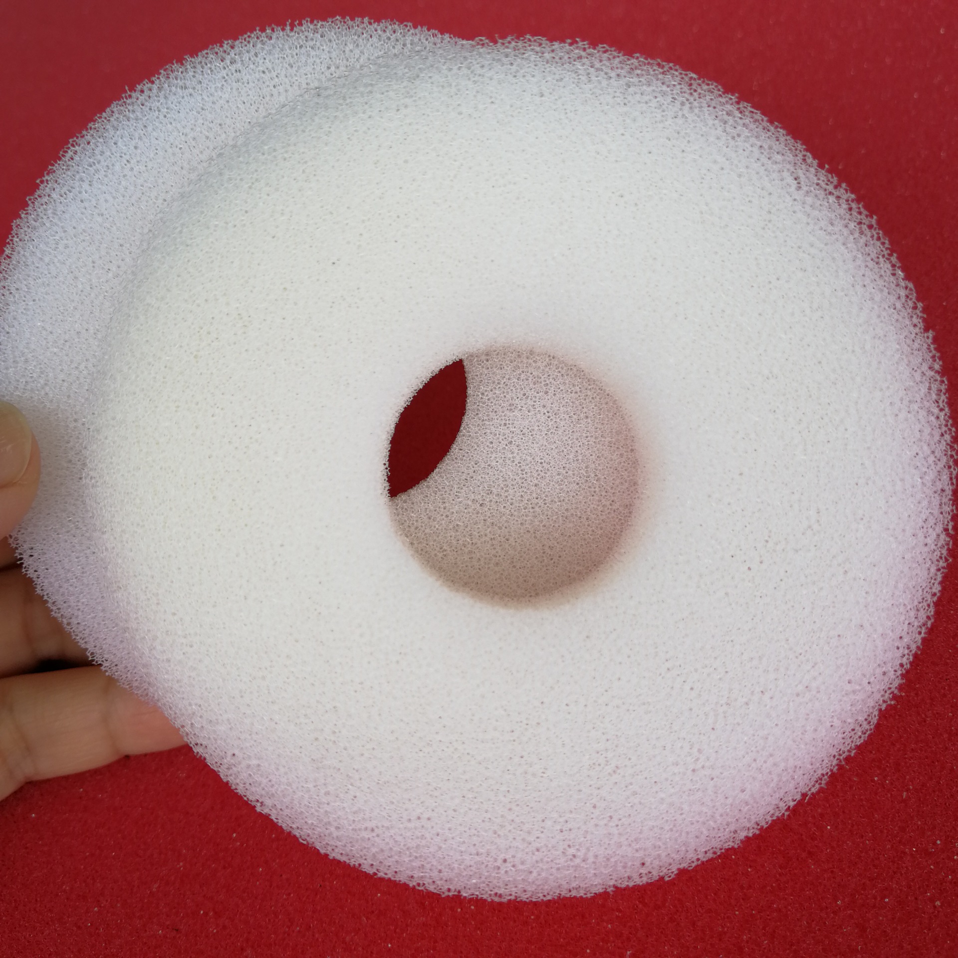 定制白色圆形过滤海绵块 异形过滤棉冲型加工 工业用滤水乱孔海绵