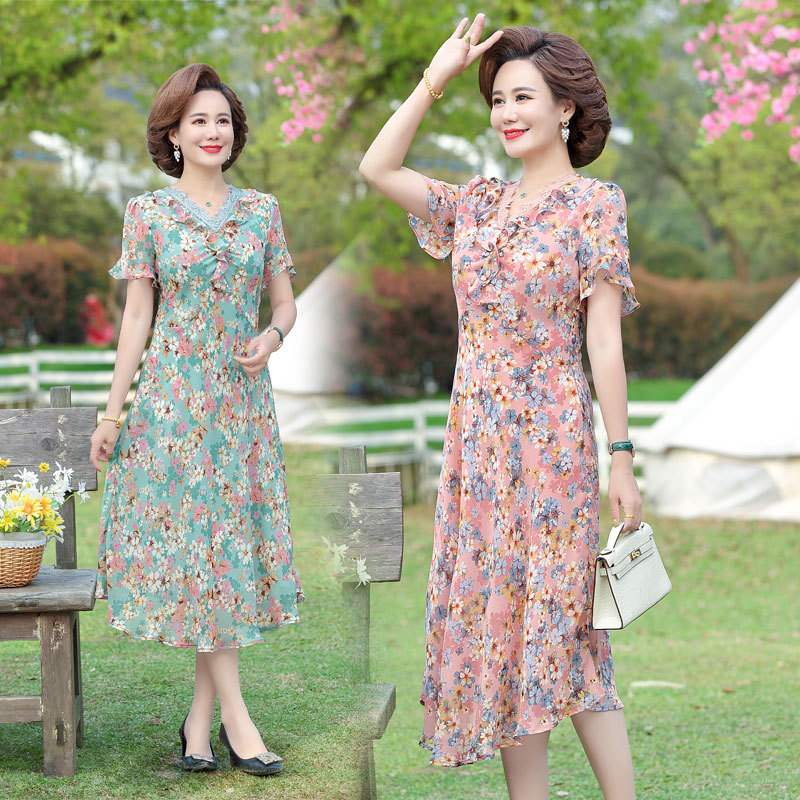 中年妈妈装洋气夏装连衣裙新款季中老年人女装士短袖气质时尚裙子