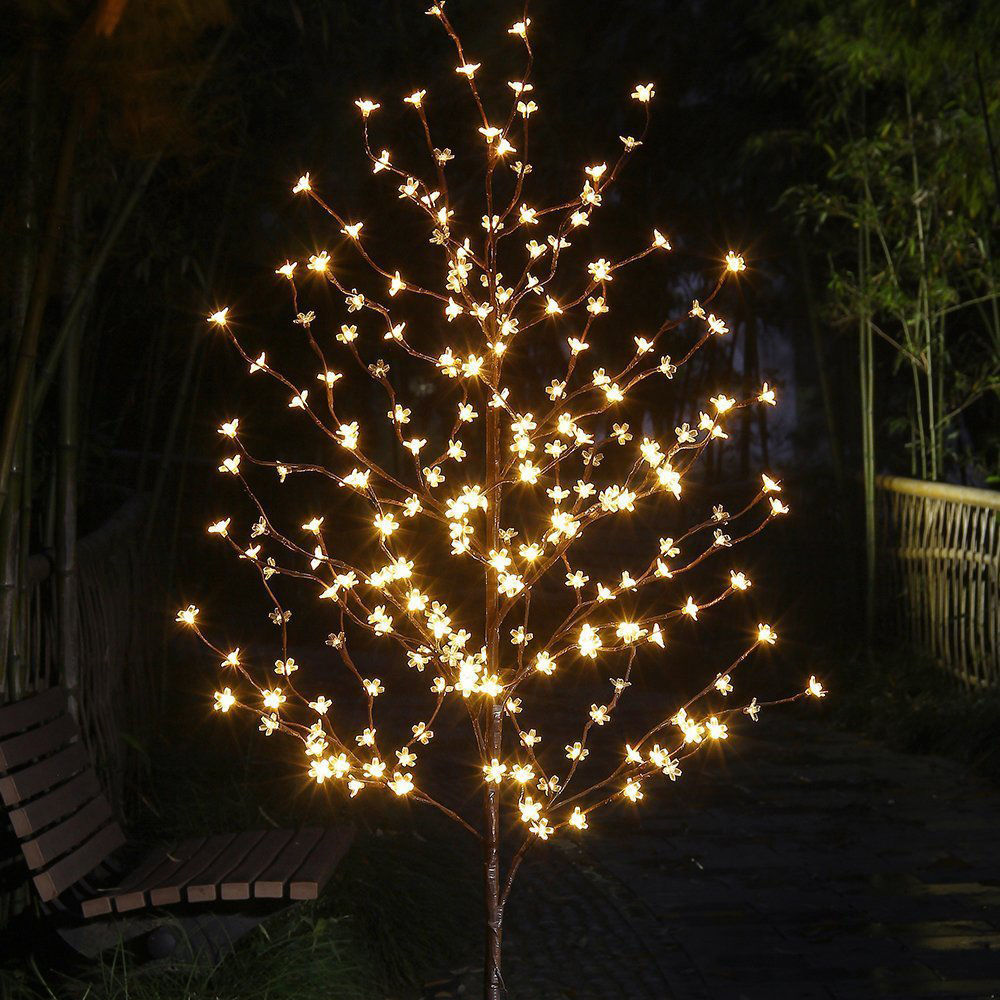 树挂灯串效果图图片