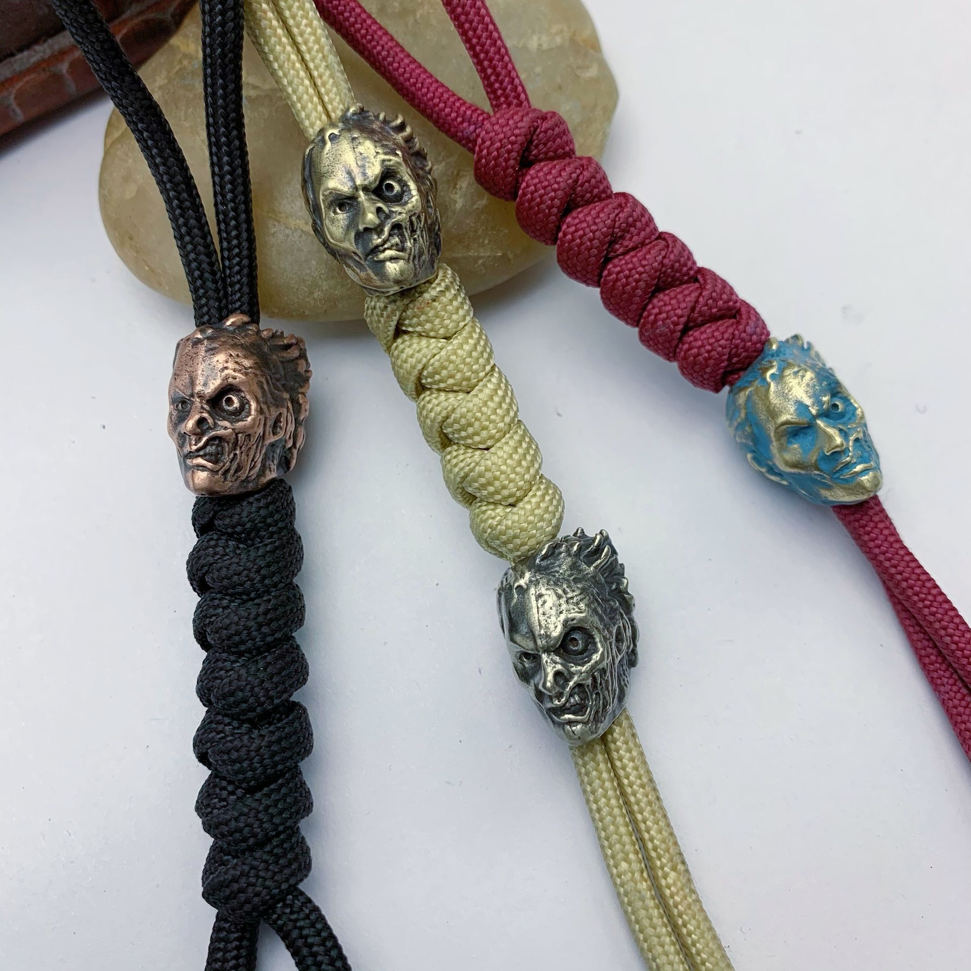 铜钛刀坠现代英式半面人僵尸骷髅一念恶魔挂坠铜合金坠edc挂件diy