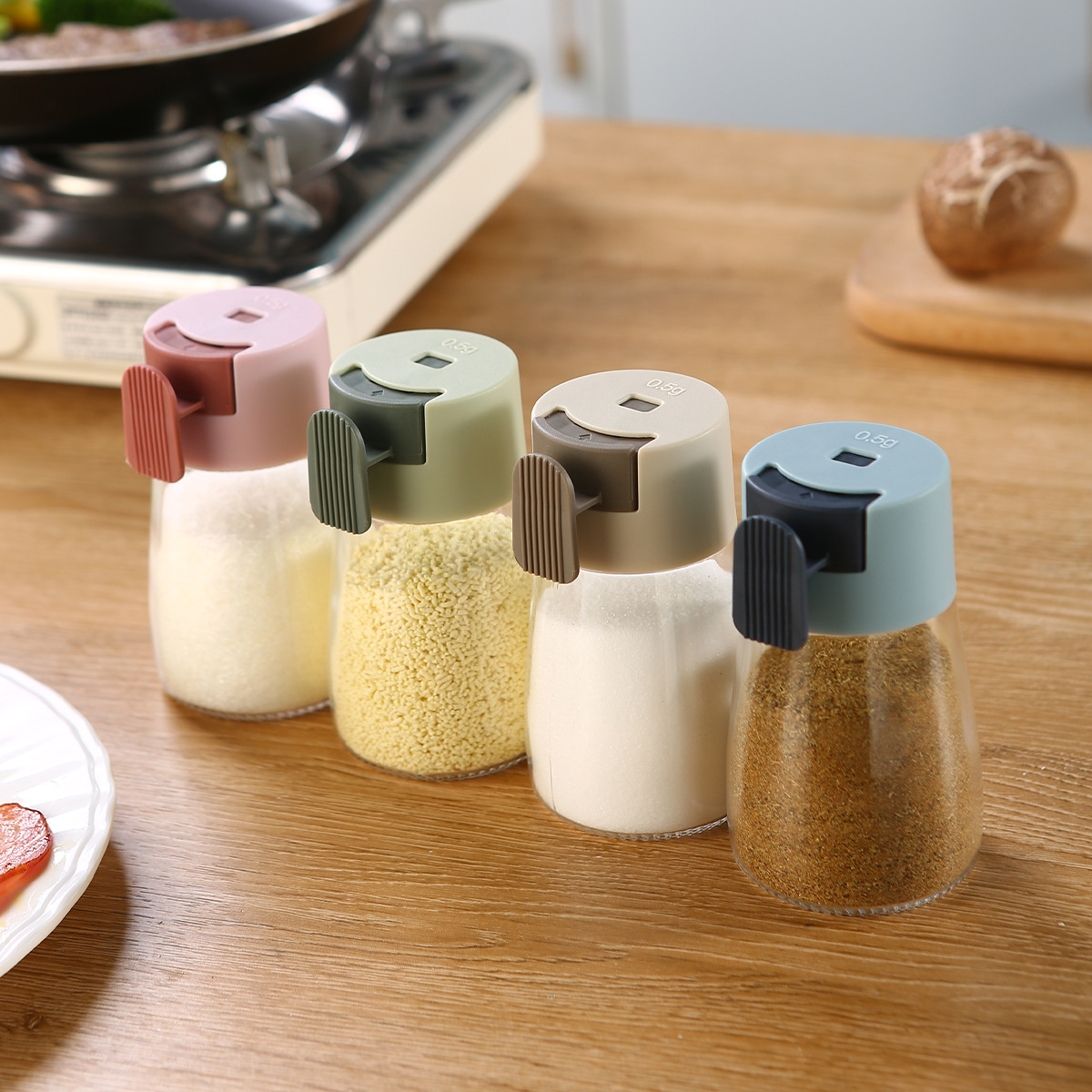 Quantitative Control Salt Bottle Household Spice Jar Press Seasoning Jar Storage Seasoning Box Salt/Seasoning Can Kitchen Supplies