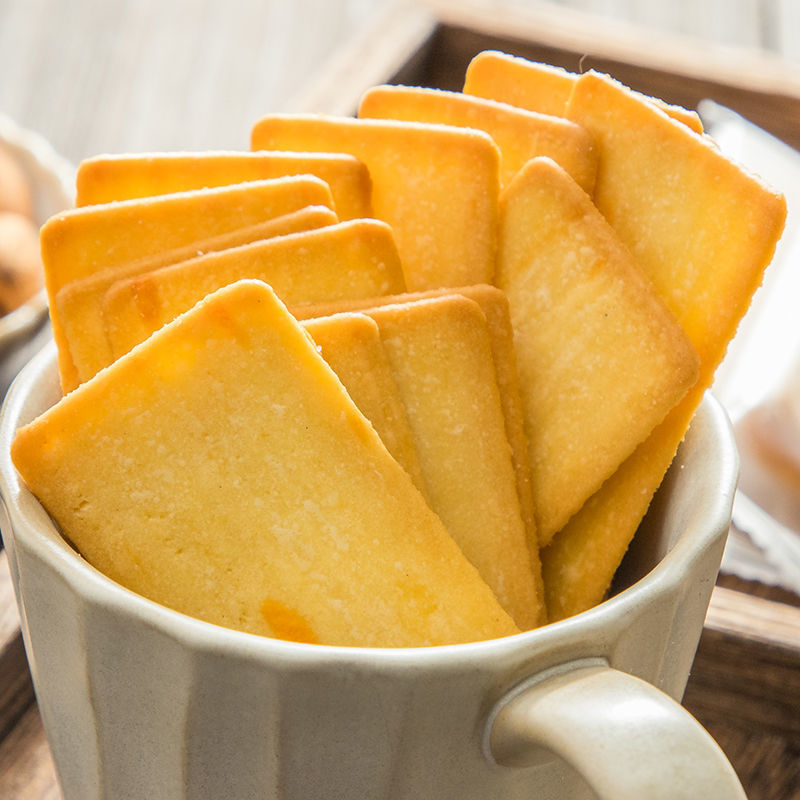 岩烧芝士脆日式轻薄九蔬脆休闲饼干网红办公室休闲零食点心速食餐