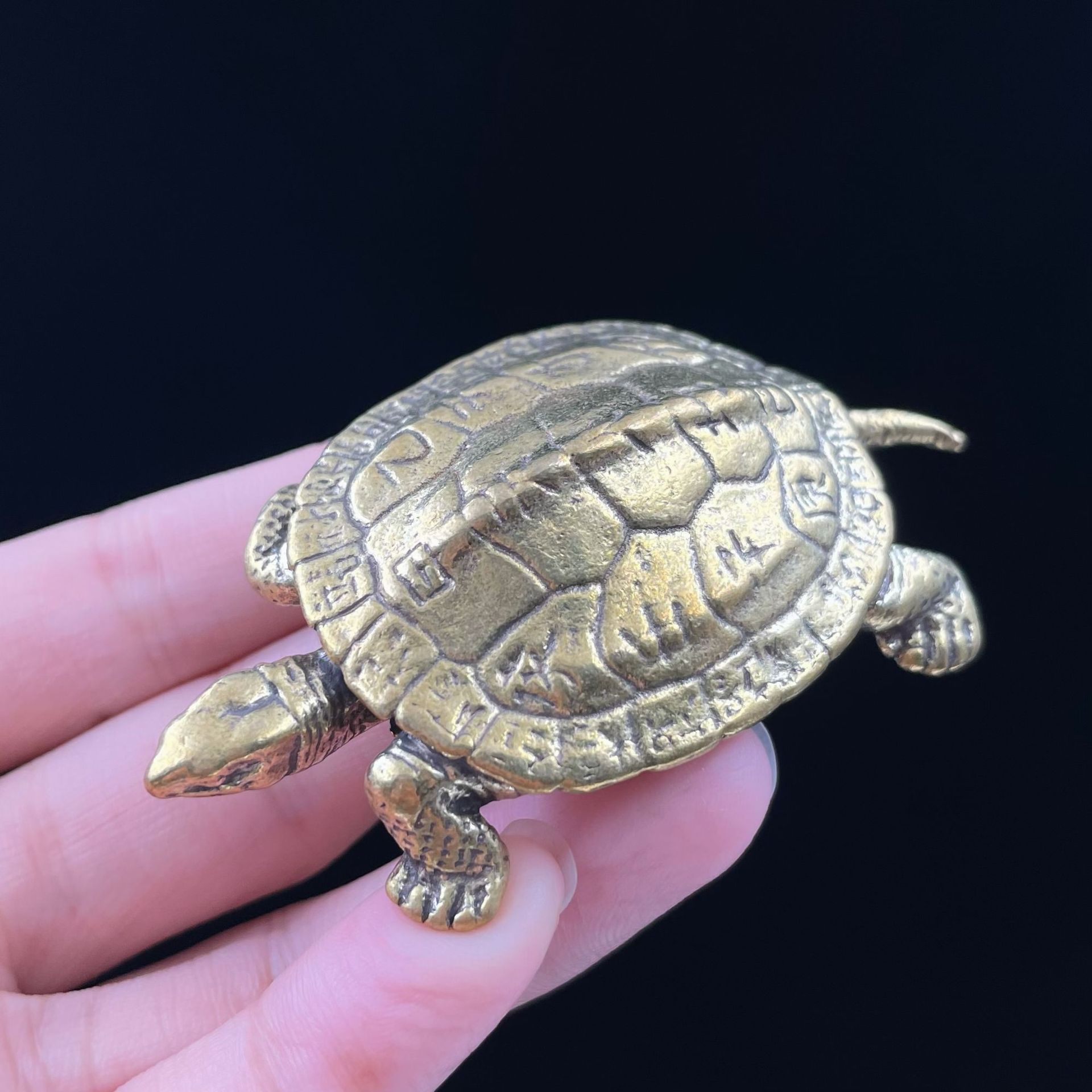 实心黄铜乌龟摆件铜龟长寿龟居家古玩收藏乌龟壳工艺品茶宠批发