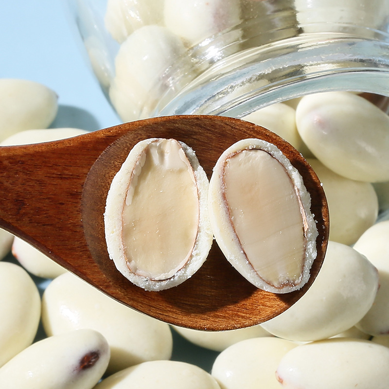 酸奶巴旦木新疆特产网红裹巧克力球坚果奶豆袋装巴达木仁