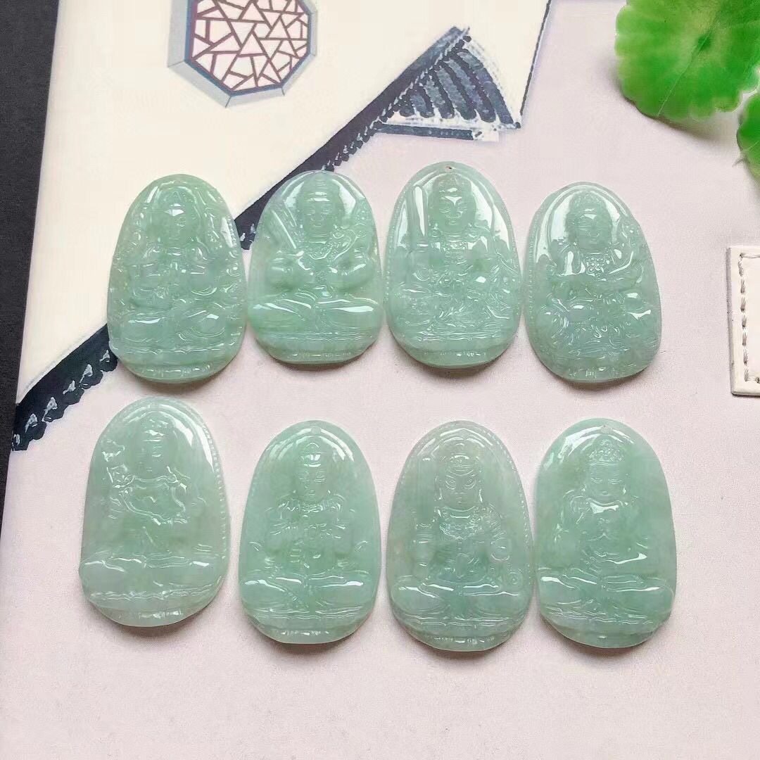 天然缅甸a货翡翠八大守护神生肖本命佛吊坠男女士情侣款挂件玉佩