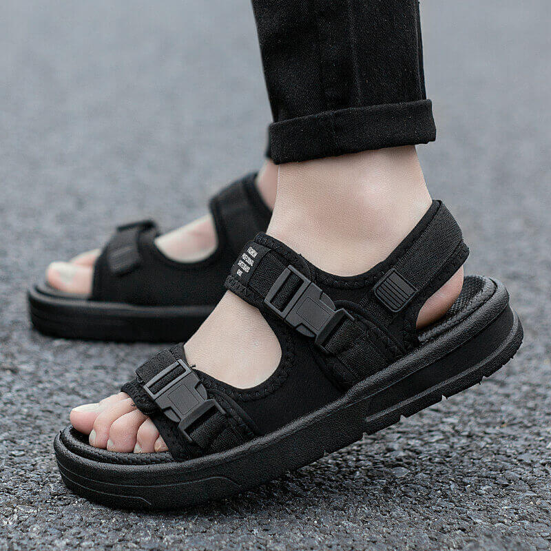 men‘s sandals men‘s 2024 new summer korean sports student outer wear cross-border outdoor beach flip-flops in stock