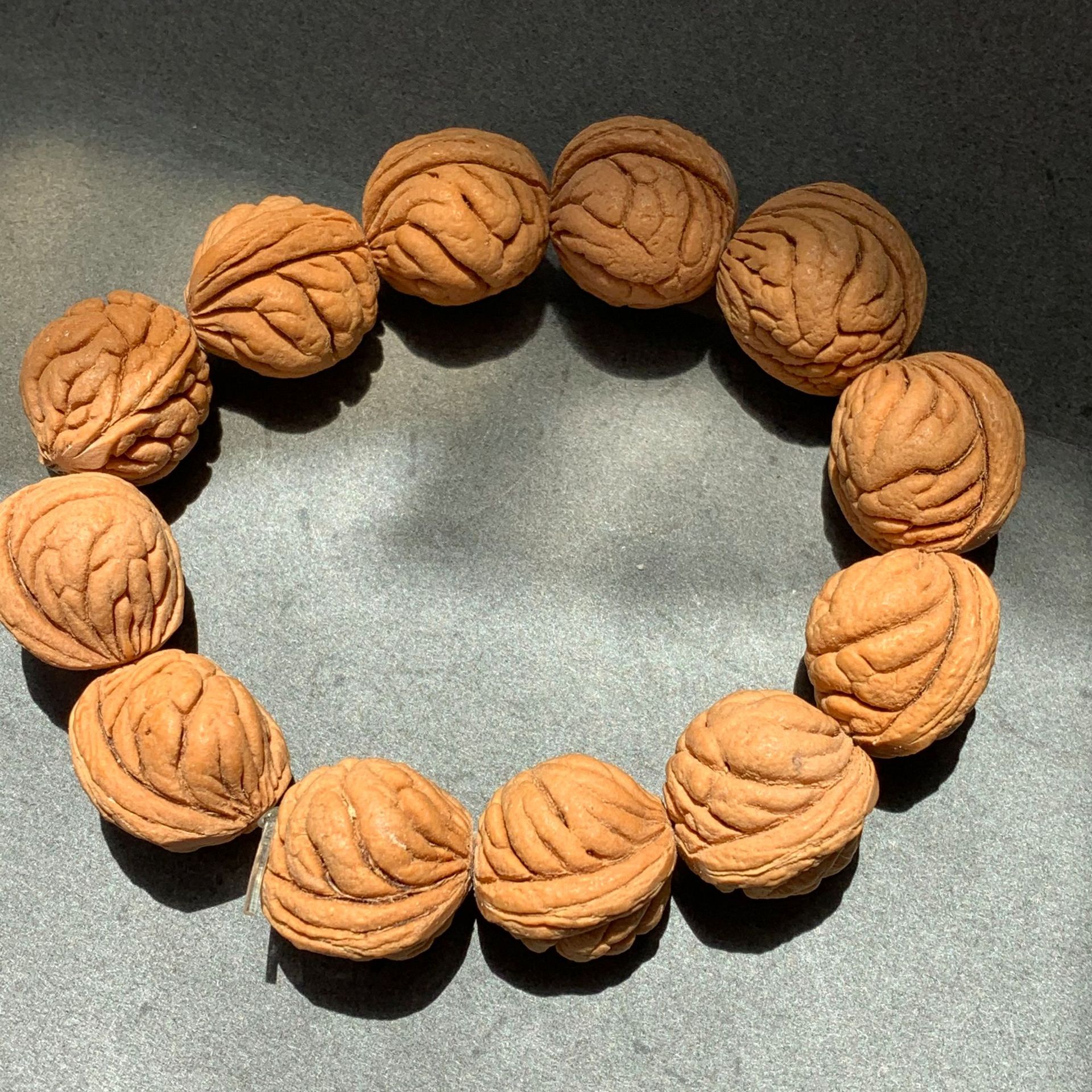 秦岭霸王龙核桃手串龙纹金鱼肚佛珠疙瘩龙