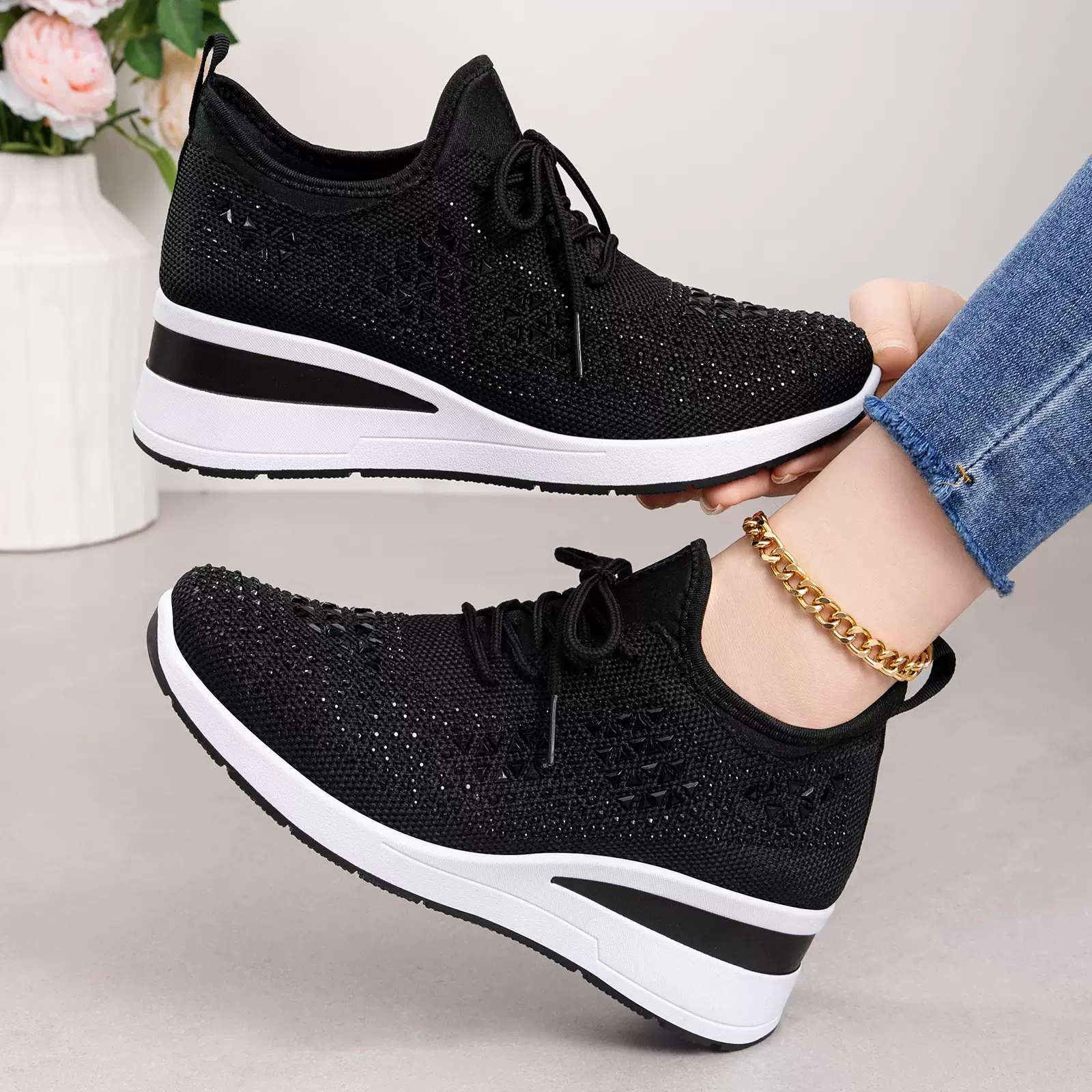 跨境水钻系带女休闲鞋低帮运动鞋时尚风外贸女鞋日常通勤增高鞋女