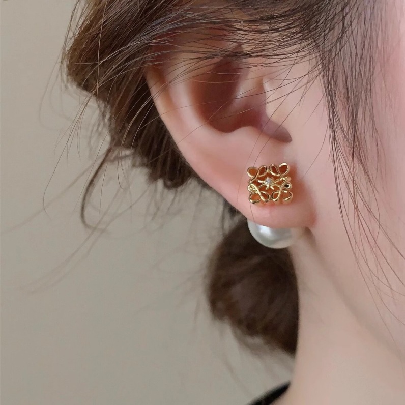 小香质感珍珠耳环2023新款爆款轻奢高级感简约耳饰耳钉女批发