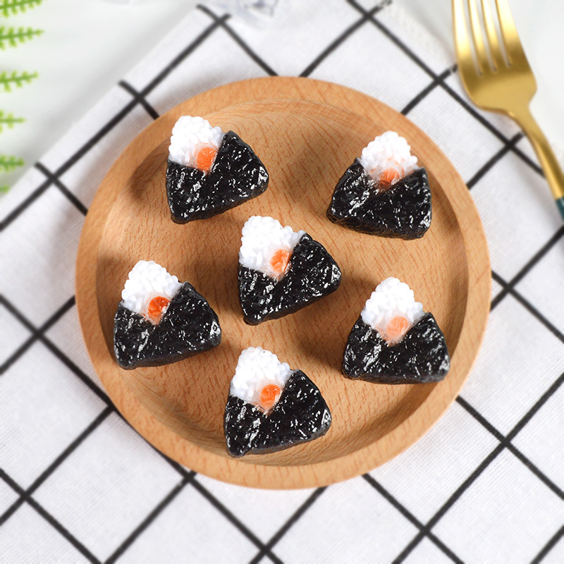 仿真寿司迷你日式三角紫菜饭团寿司模型食玩道具仿真食物装饰摆件