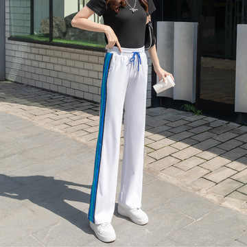 彩色条纹白色运动裤女春秋款宽松微喇弹力休闲垂感广场舞蹈女裤子
