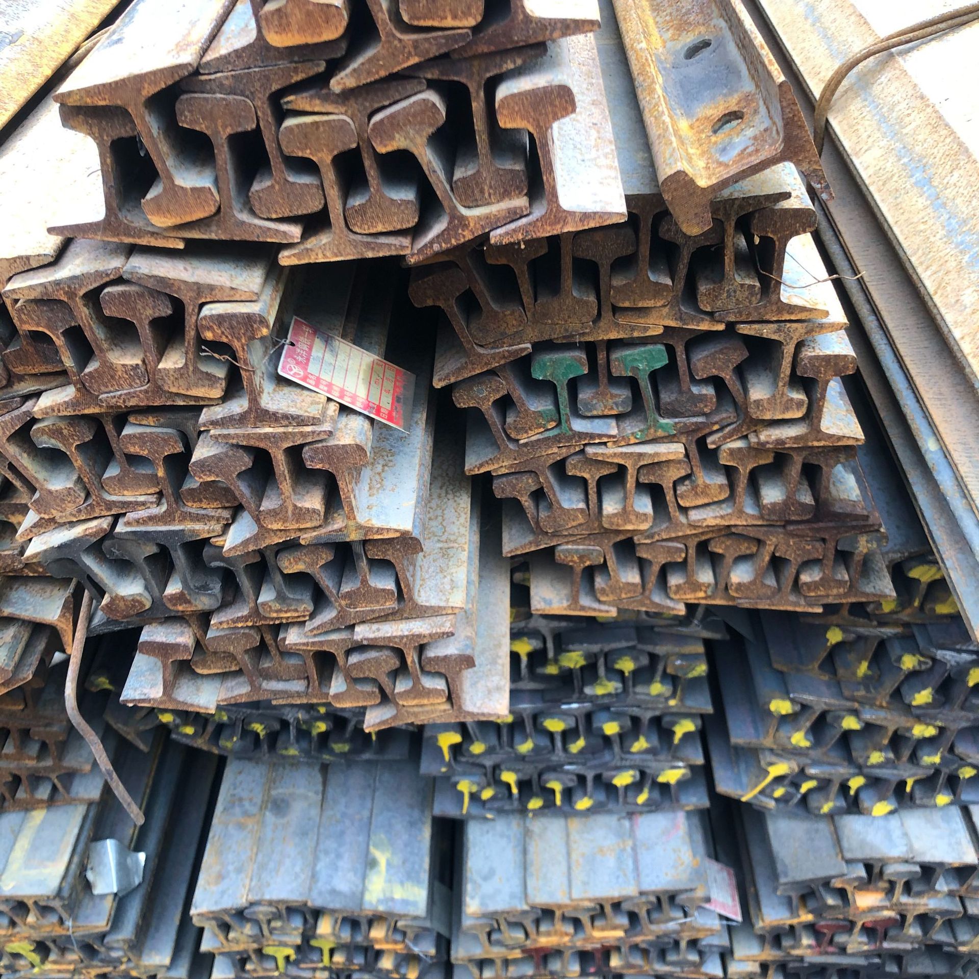 钢轨厂家直供 铁路/起重机轨道钢 耐腐蚀高强耐磨 攀钢 规格齐全
