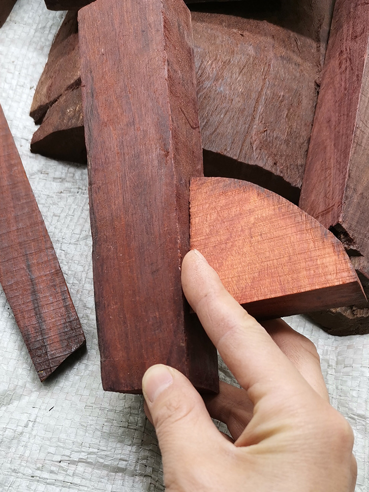 血檀木料边角料硬木红木diy原木雕刻非洲手串木手工东阳木雕木头