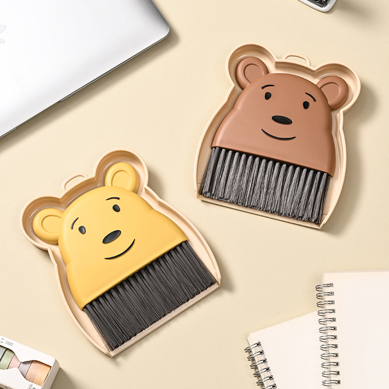 Cute Bear Desktop Brush Multifunctional Brush Storage Hanging Brush Suit Desktop Cleaning Brush