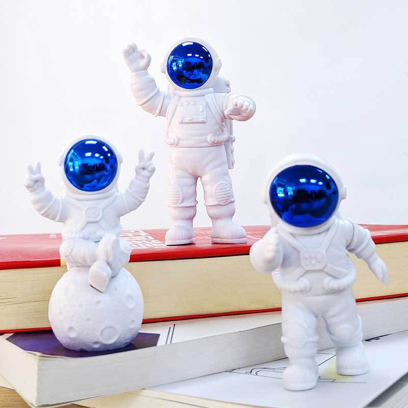 宇航员摆件玩偶航天员玩具车内车载太空人饰品鱼缸造景模型纪念品