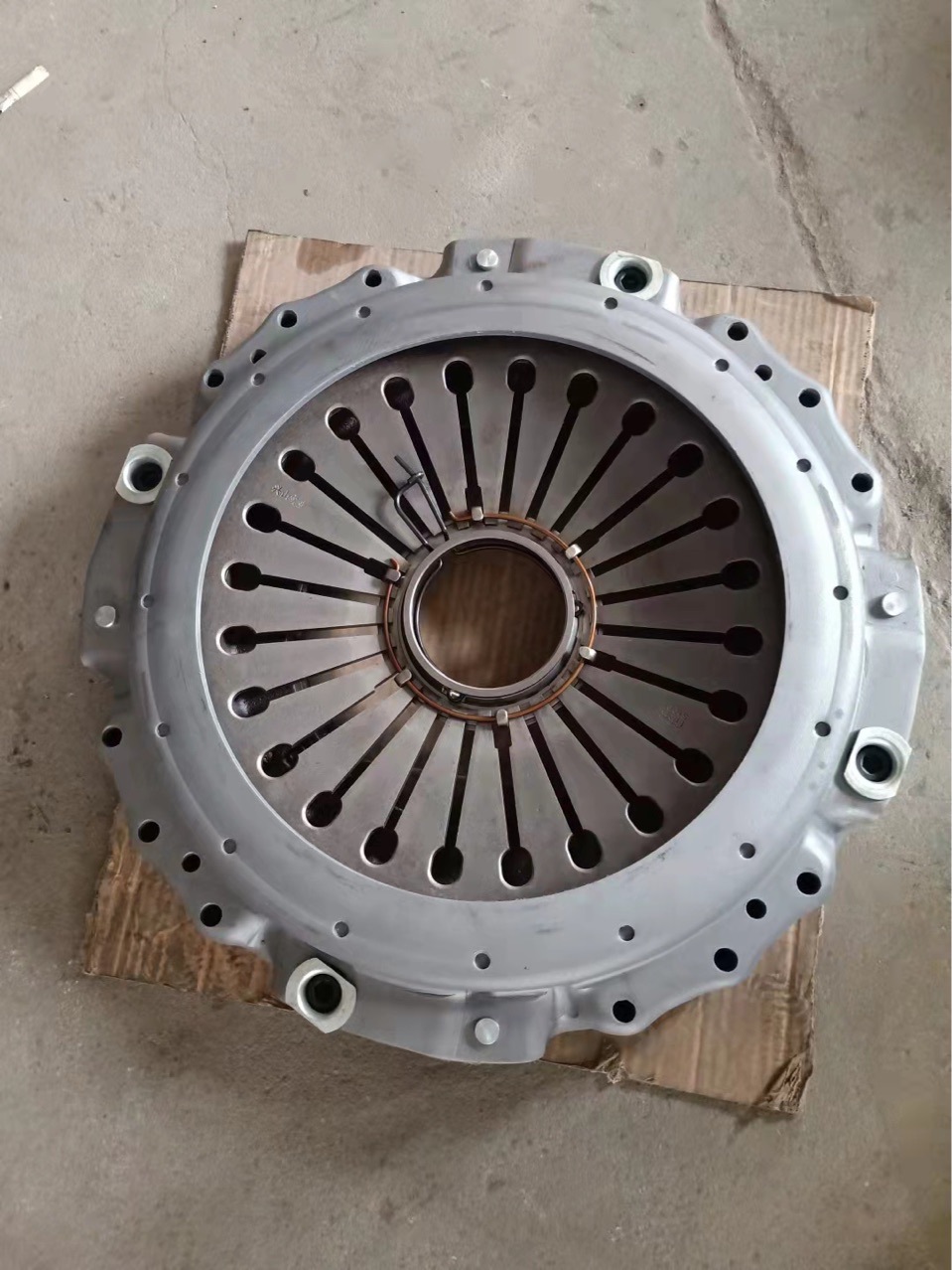 欧曼加重大孔大马力压盘