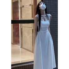 法式茶歇白色吊带连衣裙子女夏季2024新款小个子字收腰小白长裙