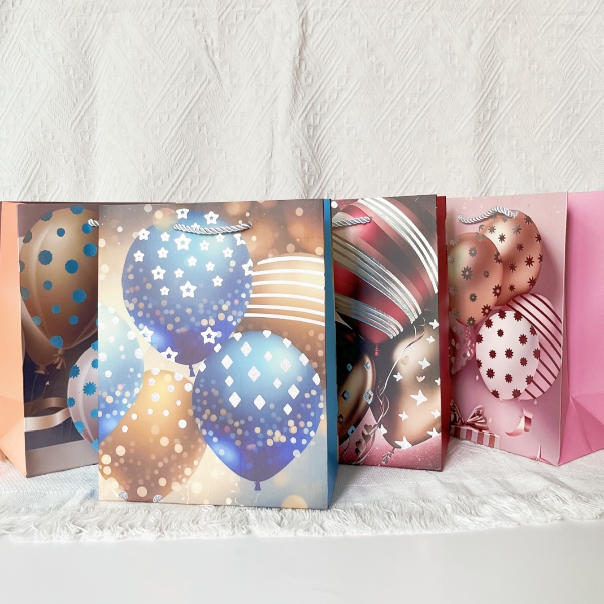 高级气球星星礼品袋烫金四色工艺纸质送礼包装通用-阿里巴巴