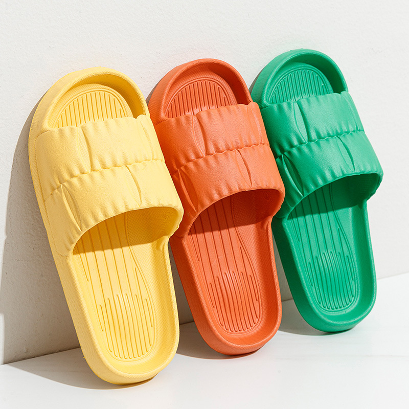 2023 Summer New Home Slippers Slip-on Platform Couple Sandals Non-Slip Hotel Bathroom Slippers Wholesale