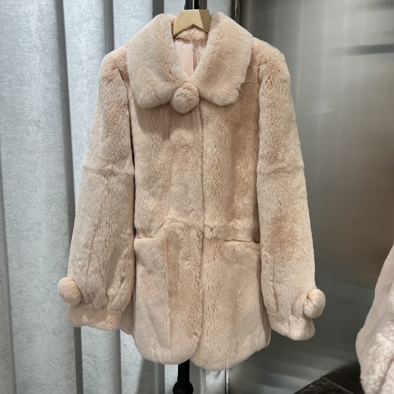 2023冬新款 雪球兔 整皮獭兔毛皮草外套女保暖年轻款毛毛冬季大衣