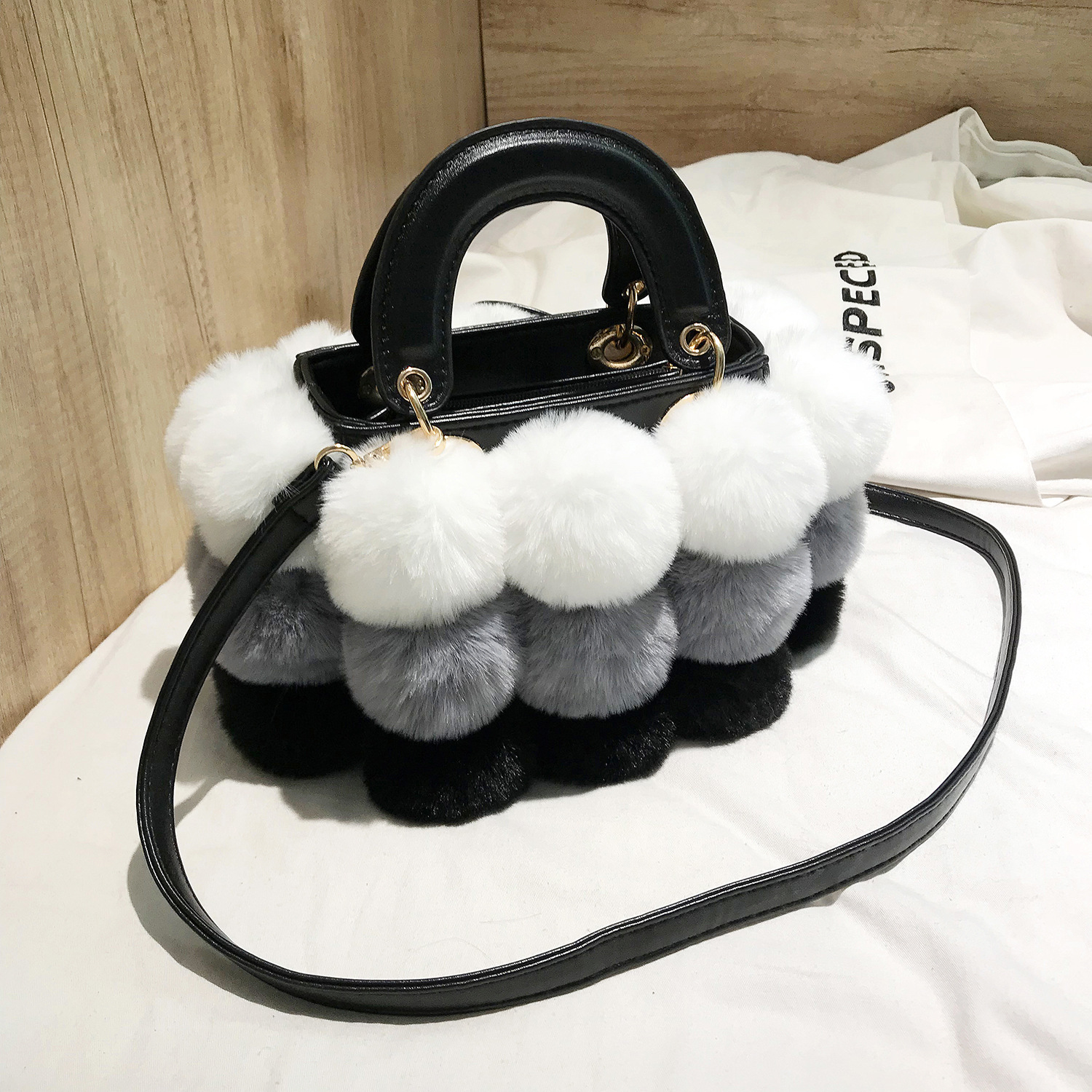 Plush Women's Bag Ins New Bags Winter Plush Shoulder Bag Sweet Personality Ins Handbag Trendy Crossbody Bag