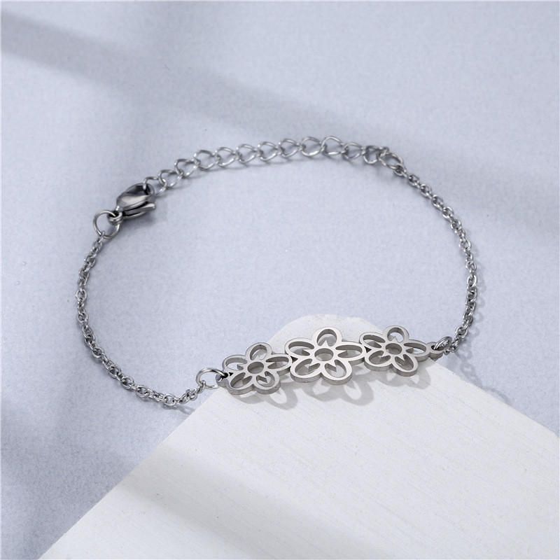 Amazon Ins Cold Style Flower Bracelet Cross-Border Popular Stainless Steel Hollow Small Flower Bracelet Hand Jewelry Wholesale