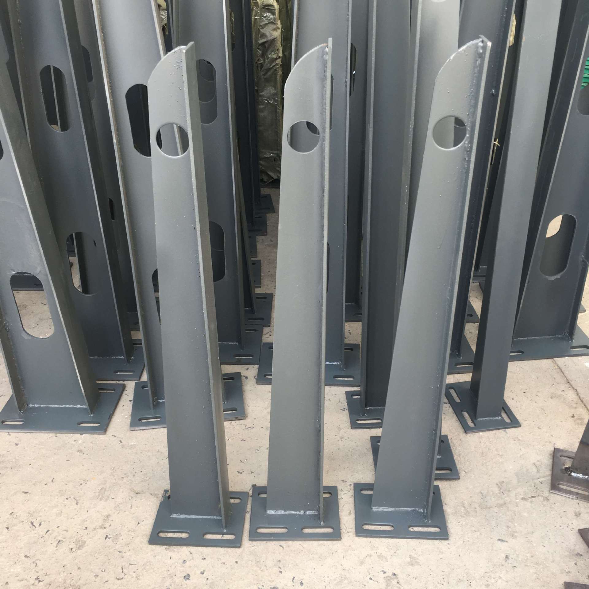 碳钢/不锈钢雨篷钢梁雨搭支架牛腿玻璃雨棚幕墙爪配件型型【天批