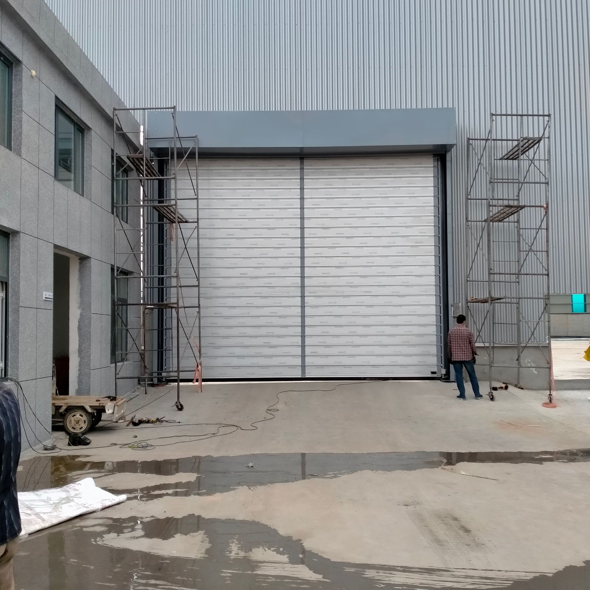 厂家直销硬质铝合金快速门硬质高速快速门硬质涡轮螺旋快速卷帘门