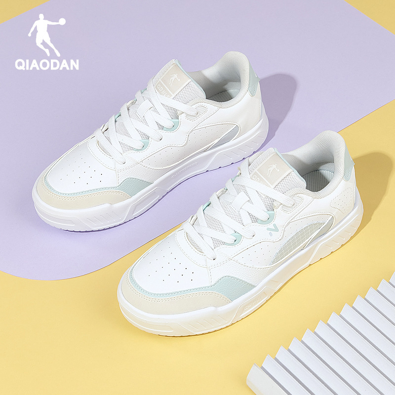 乔丹运动鞋女板鞋2024新款女鞋小白鞋女款时尚百搭滑板鞋空军一号