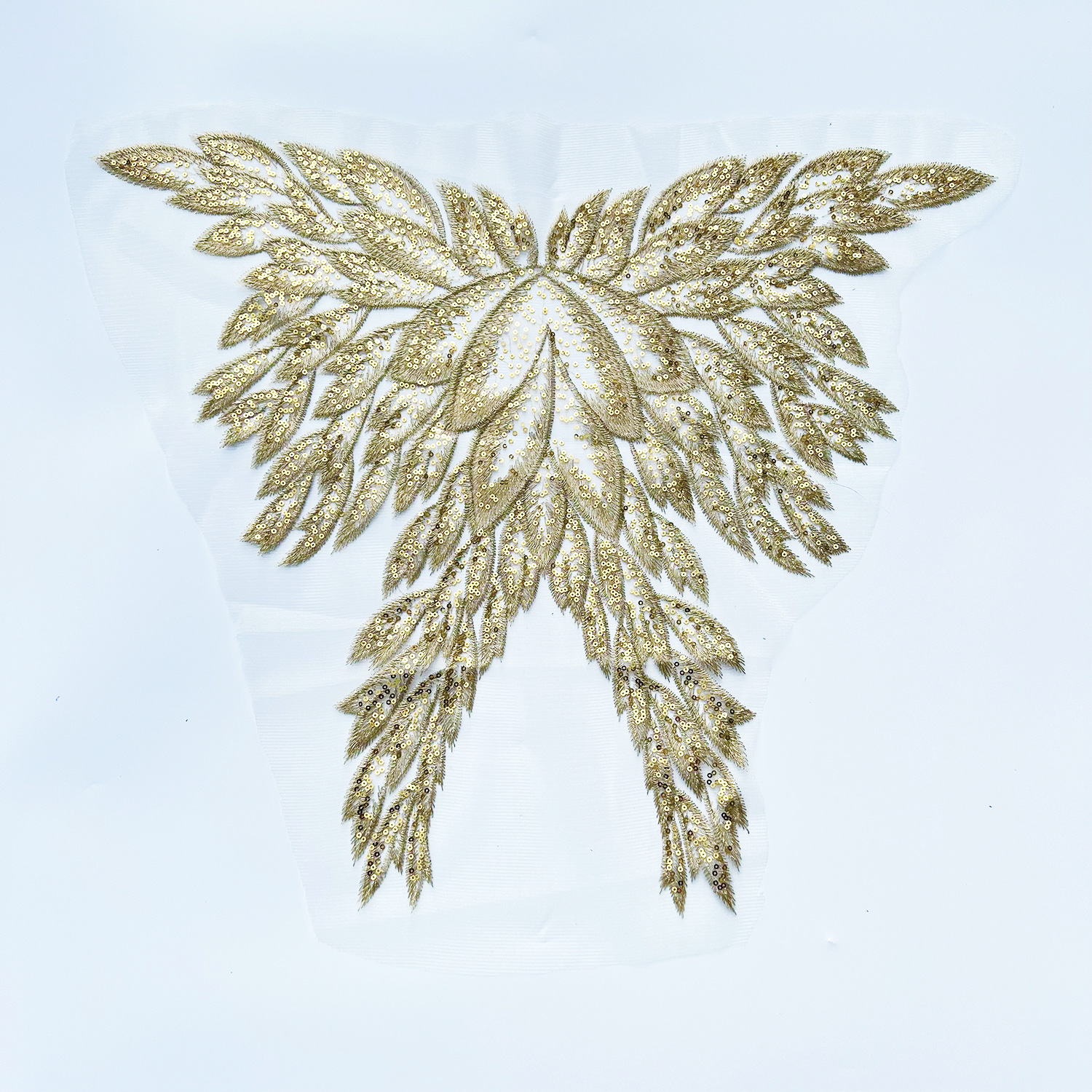 厂家供应亮片绣花补丁 刺绣布贴大蝴蝶 婚庆礼服民族服饰辅料