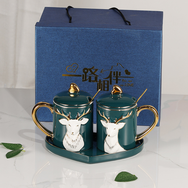 Ceramic Couple Water Cup Creative Wedding Tie Gift Ceramic Gold-Painted Coffee Cup Mug with Cover Spoon Personality Generation